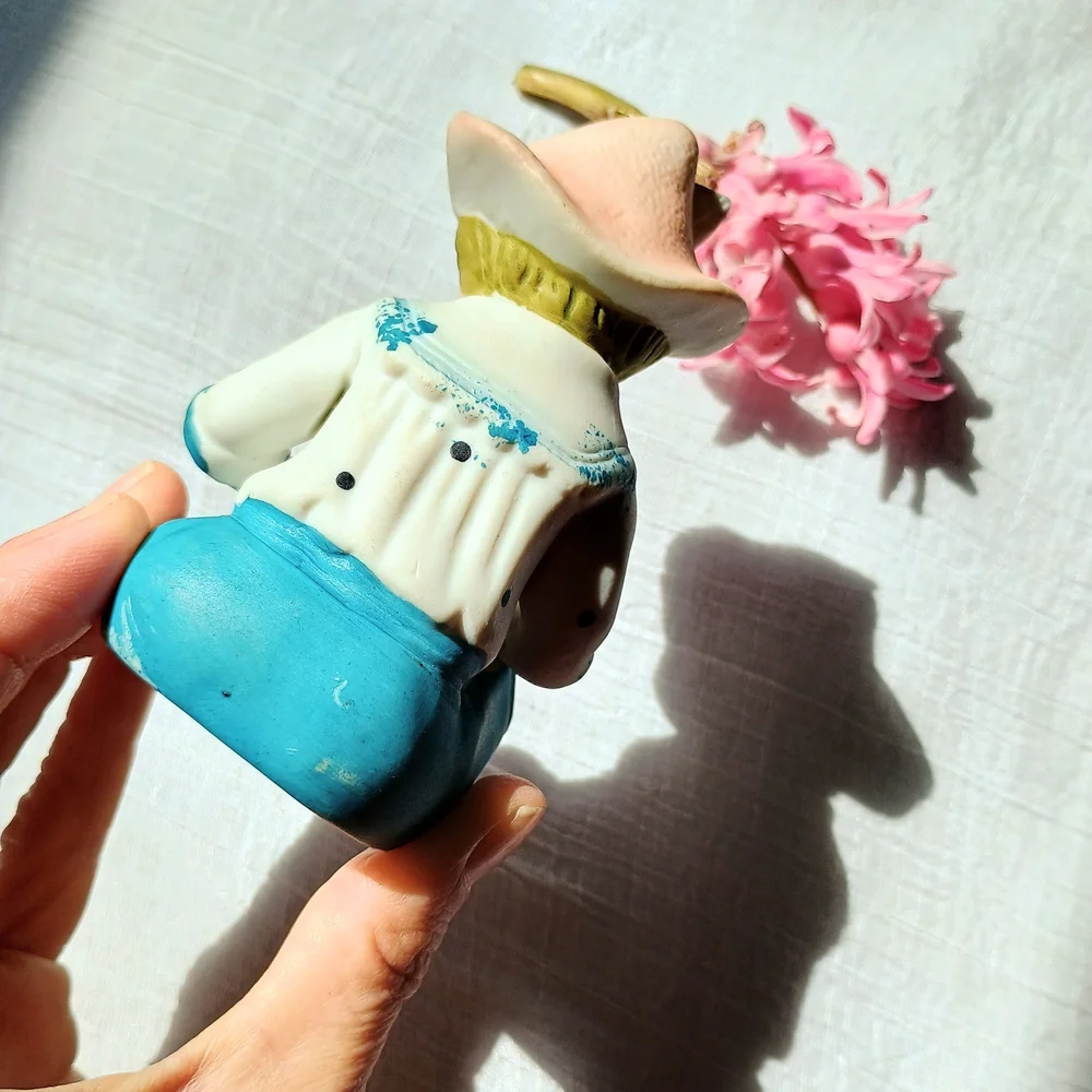 🌺 COQUETTE CORE🌺 VTG little boy blue Piano Baby, 1940s bisque porcelain figure
